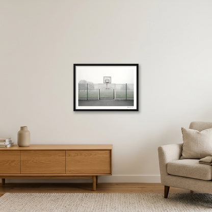 Shoot — 59×42cm, 23×17" Black Frame