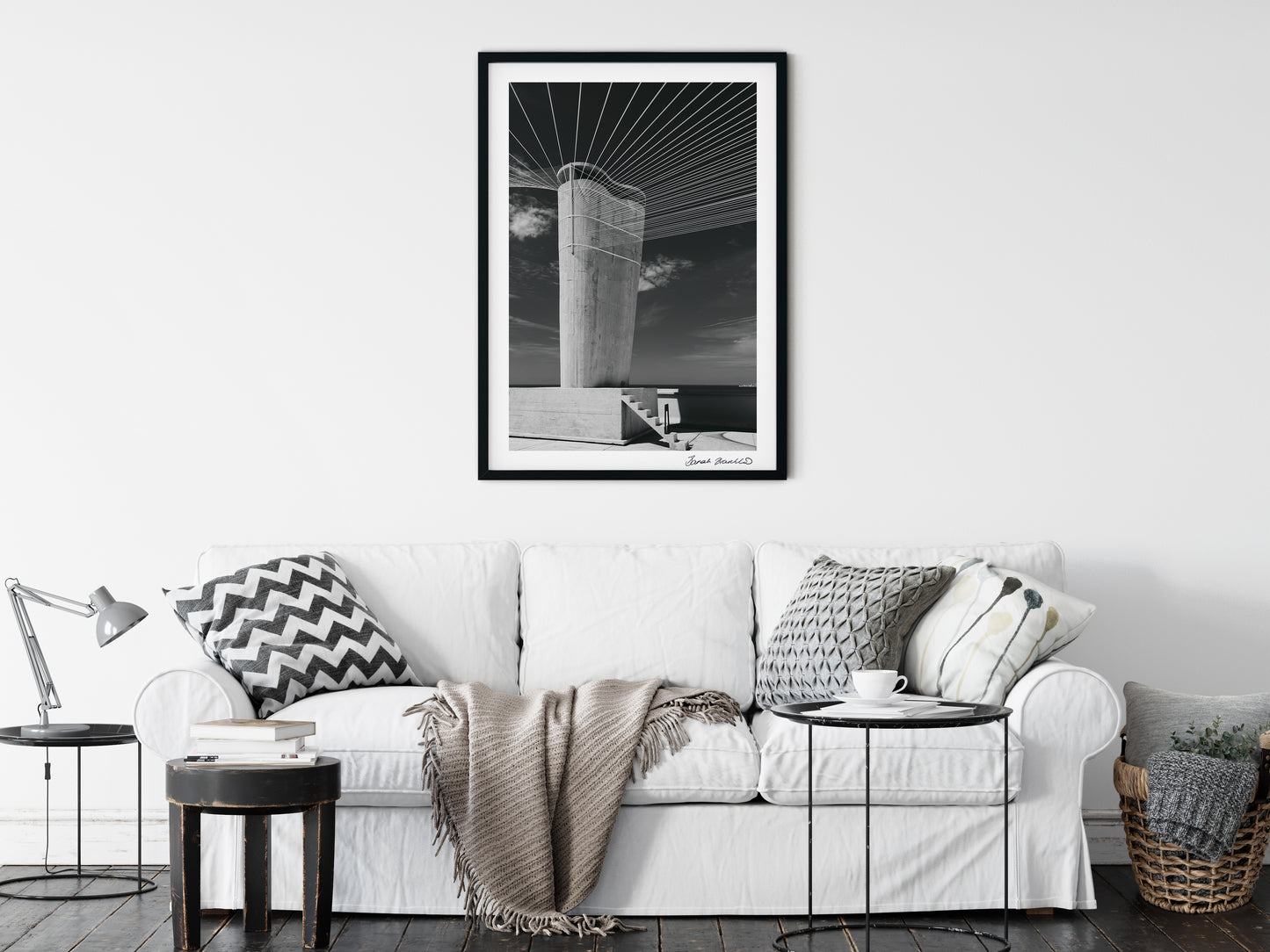 Unite d' Habitation - Tower with Wires